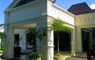 BATIK SOLO DI HOUSE OF DANAR HADI