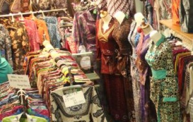 GROSIR BATIK SEBAGAI PILIHAN BISNIS