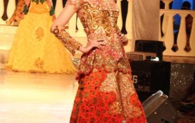 TIPS MERAWAT KEBAYA